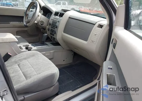 2009 Ford Escape Xlt from USA, damaged, VIN 1FMCU93G29KB61560